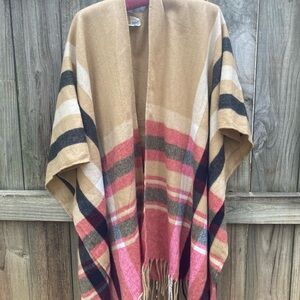 Woolrich tan plaid wrap